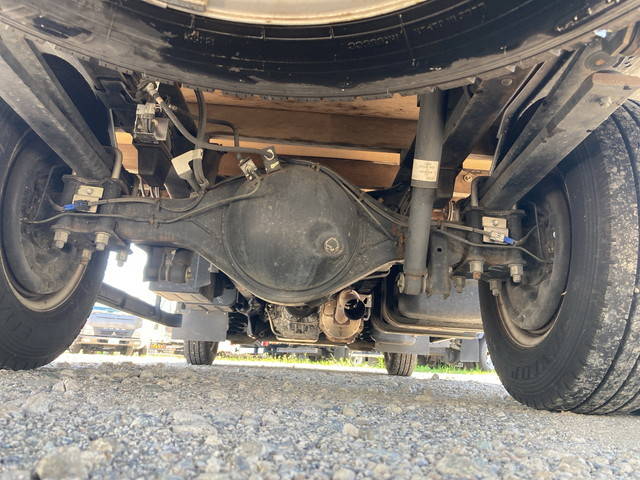 いすゞエルフ平ボディ小型（2t・3t）[写真19]