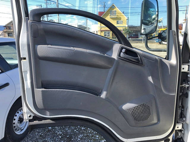 いすゞエルフ平ボディ小型（2t・3t）[写真22]