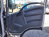 いすゞエルフ平ボディ小型（2t・3t）[写真23]