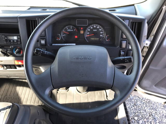 いすゞエルフ平ボディ小型（2t・3t）[写真29]