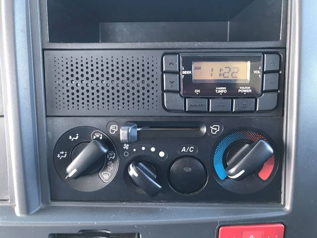 いすゞエルフ平ボディ小型（2t・3t）[写真32]