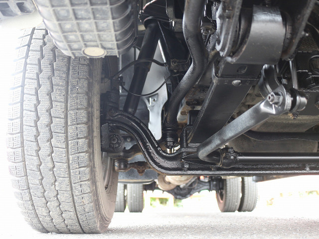 三菱ふそうキャンター平ボディ小型（2t・3t）[写真14]