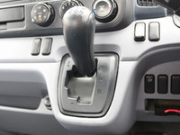 三菱ふそうキャンター平ボディ小型（2t・3t）[写真35]