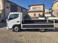 三菱ふそうキャンター平ボディ小型（2t・3t）[写真07]