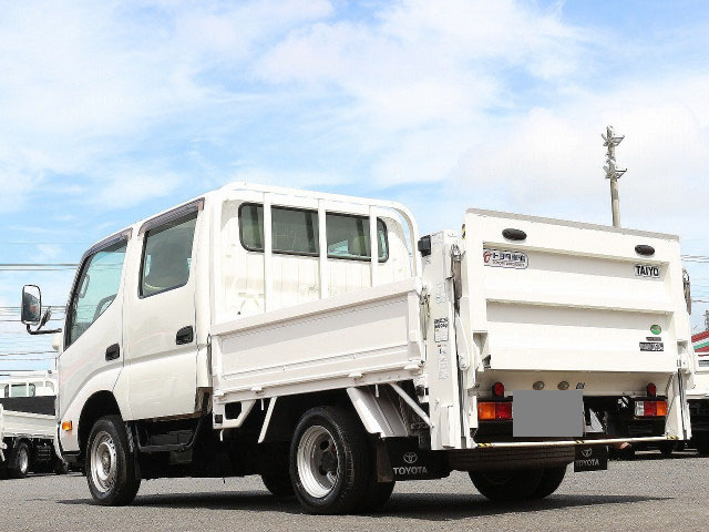 トヨタダイナダブルキャブ（Wキャブ）小型（2t・3t）[写真02]