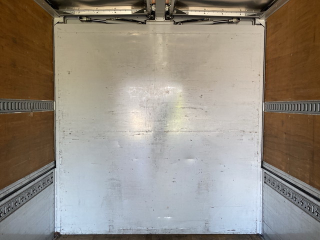 UDトラックスクオンアルミウイング大型（10t）[写真11]