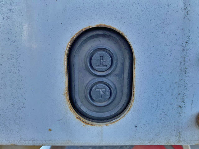 UDトラックスクオンアルミウイング大型（10t）[写真14]
