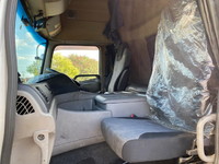 UDトラックスクオンアルミウイング大型（10t）[写真26]