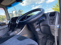 UDトラックスクオンアルミウイング大型（10t）[写真29]