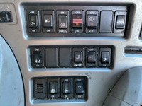 UDトラックスクオンアルミウイング大型（10t）[写真35]