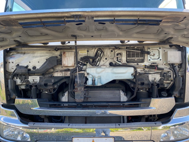 UDトラックスクオンアルミウイング大型（10t）[写真08]