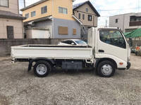 日野デュトロ平ボディ小型（2t・3t）[写真07]