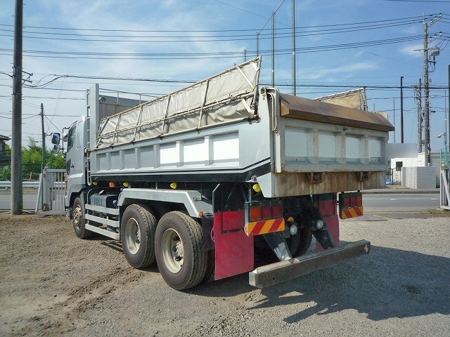 日野プロフィアダンプ大型（10t）[写真02]