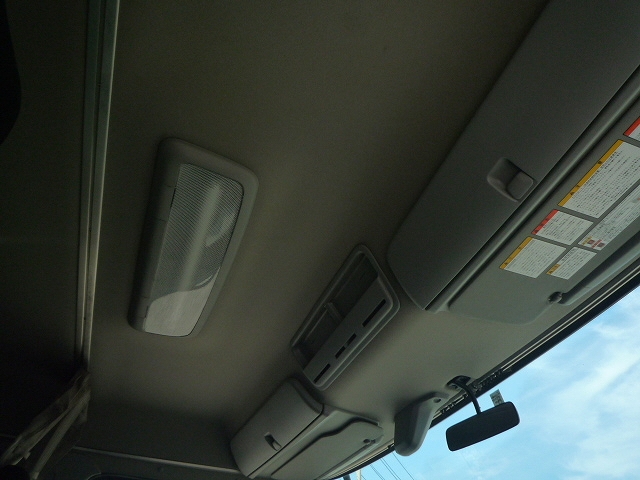 日野プロフィアダンプ大型（10t）[写真28]