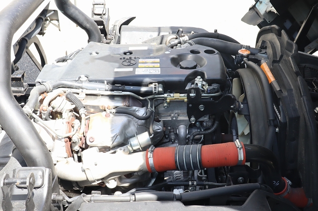 いすゞエルフアルミウイング小型（2t・3t）[写真14]