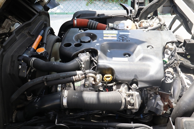 いすゞエルフアルミウイング小型（2t・3t）[写真15]