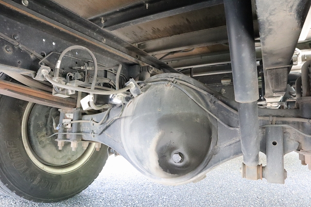 いすゞエルフアルミウイング小型（2t・3t）[写真17]