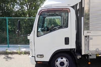 いすゞエルフアルミウイング小型（2t・3t）[写真05]