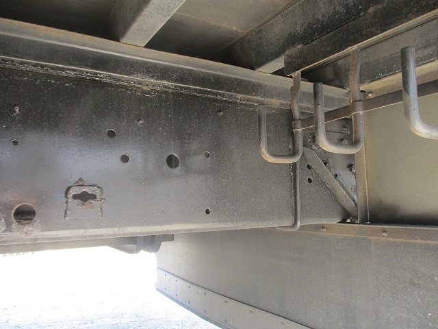 いすゞギガアルミブロック大型（10t）[写真15]