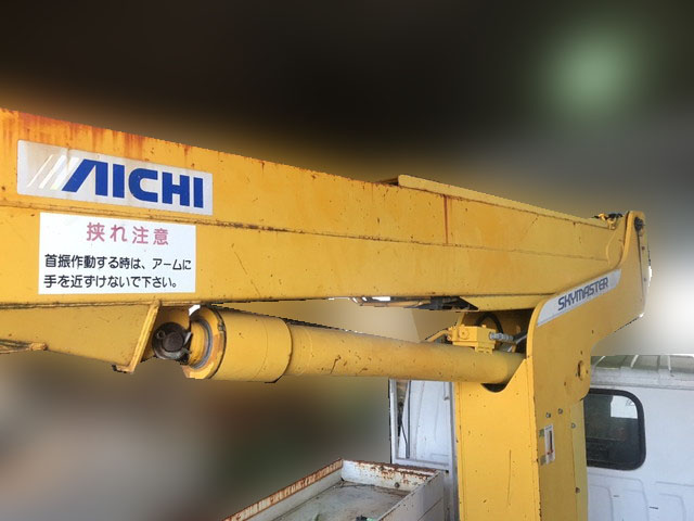 いすゞエルフ高所作業車小型（2t・3t）[写真12]