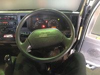 いすゞエルフ高所作業車小型（2t・3t）[写真26]