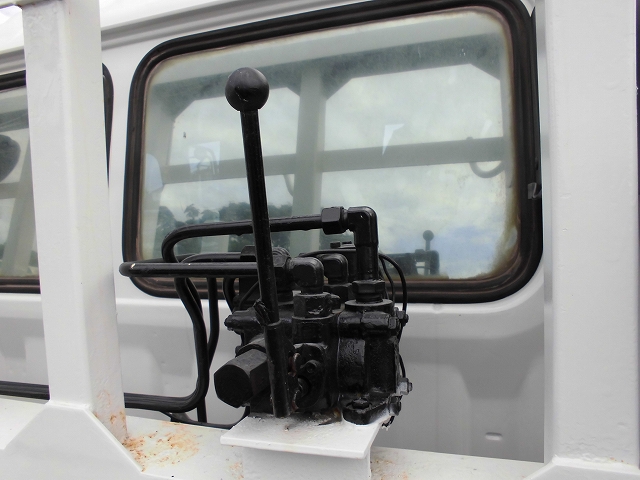 日野レンジャーセーフティローダー増トン（6t・8t）[写真15]