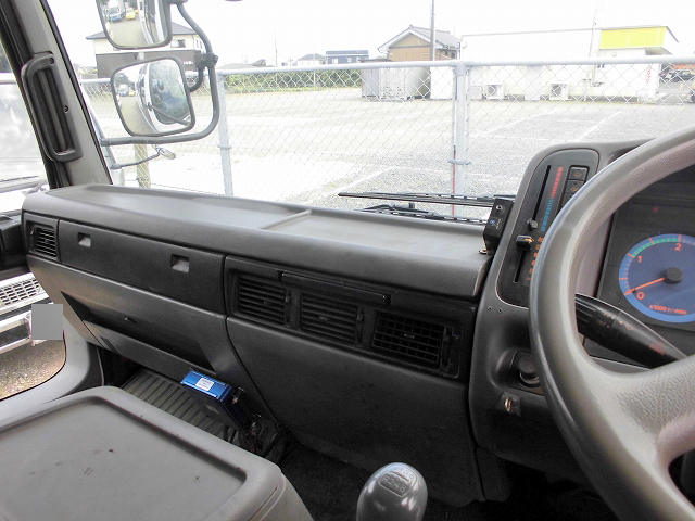 日野レンジャーセーフティローダー増トン（6t・8t）[写真24]