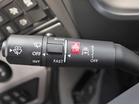 UDトラックスクオンコンテナ専用車大型（10t）[写真15]