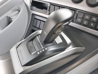 UDトラックスクオンコンテナ専用車大型（10t）[写真24]