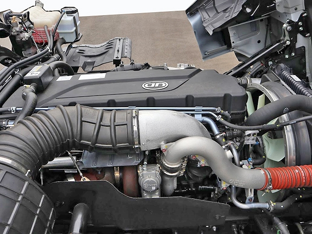 UDトラックスクオンコンテナ専用車大型（10t）[写真27]