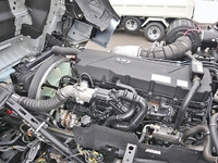 UDトラックスクオンコンテナ専用車大型（10t）[写真28]