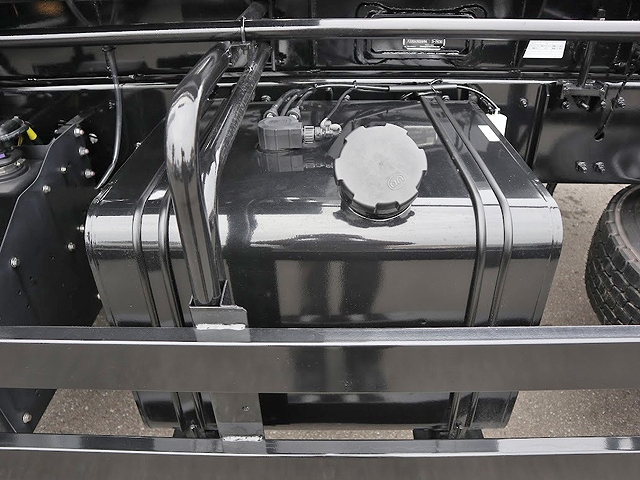 UDトラックスクオンコンテナ専用車大型（10t）[写真30]