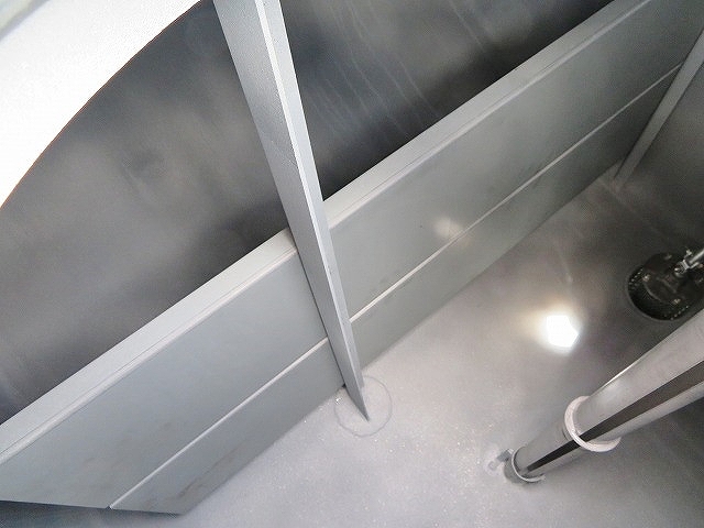 三菱ふそうキャンタータンク車（タンクローリー）小型（2t・3t）[写真19]