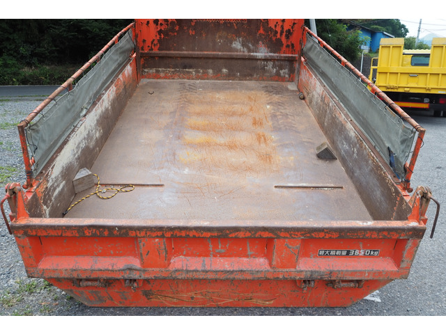 いすゞエルフローダーダンプ小型（2t・3t）[写真14]