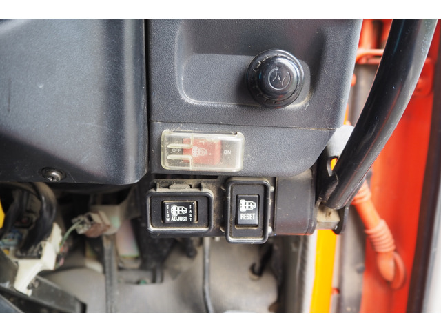 いすゞエルフローダーダンプ小型（2t・3t）[写真37]