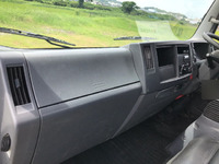 いすゞエルフ平ボディ小型（2t・3t）[写真26]