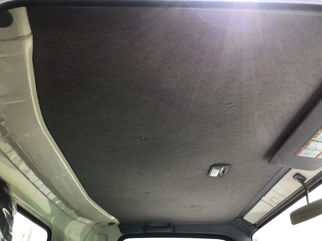 いすゞエルフ平ボディ小型（2t・3t）[写真28]