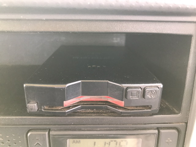 いすゞエルフ平ボディ小型（2t・3t）[写真37]