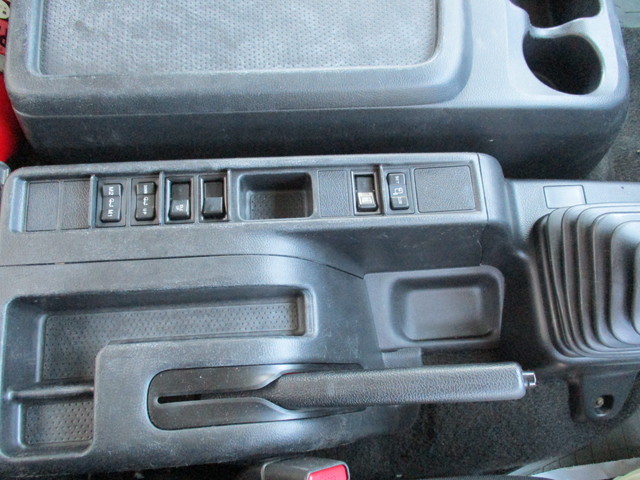 日野レンジャーアルミブロック中型（4t）[写真21]