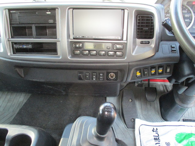 日野レンジャーアルミブロック中型（4t）[写真39]