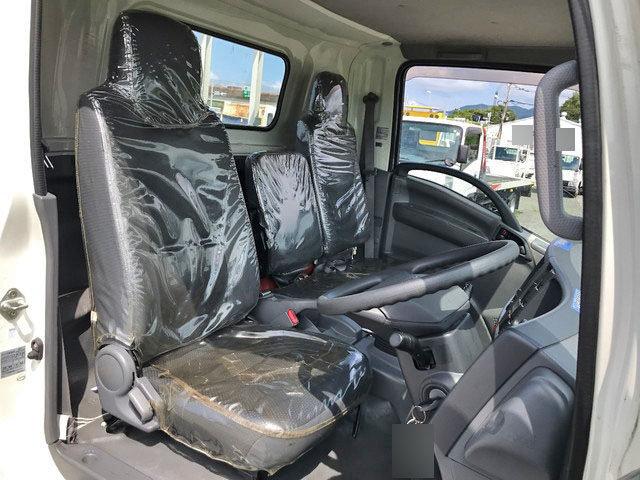 いすゞエルフ平ボディ小型（2t・3t）[写真24]