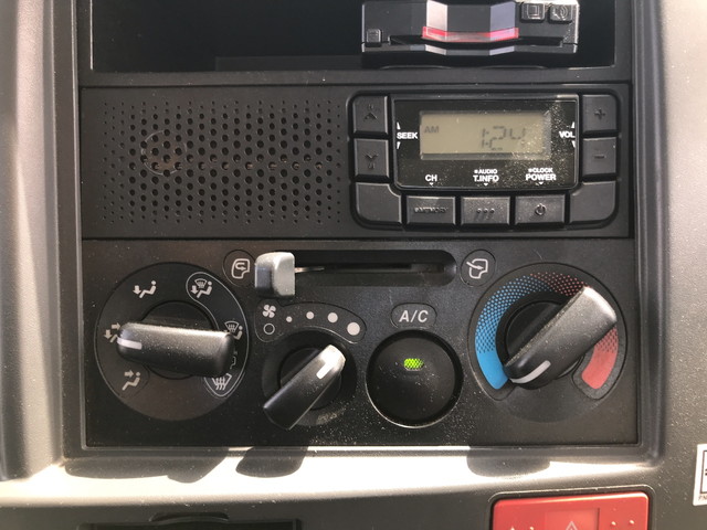 いすゞエルフ平ボディ小型（2t・3t）[写真29]