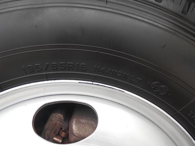 三菱ふそうキャンターコンテナ専用車小型（2t・3t）[写真19]