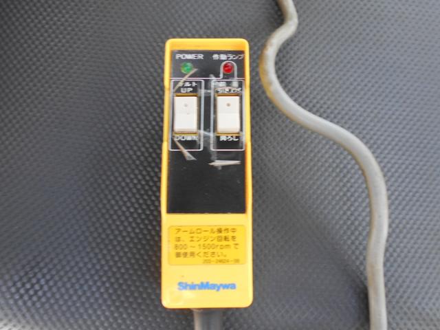 三菱ふそうキャンターコンテナ専用車小型（2t・3t）[写真37]