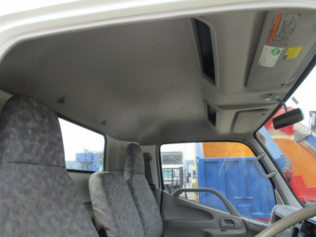 日野デュトロセルフクレーン3段小型（2t・3t）[写真12]