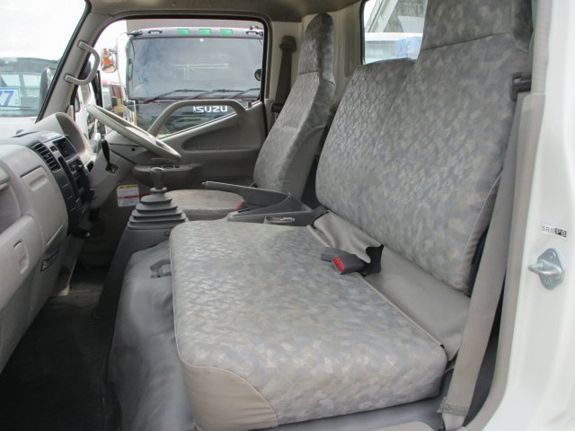 日野デュトロセルフクレーン3段小型（2t・3t）[写真14]