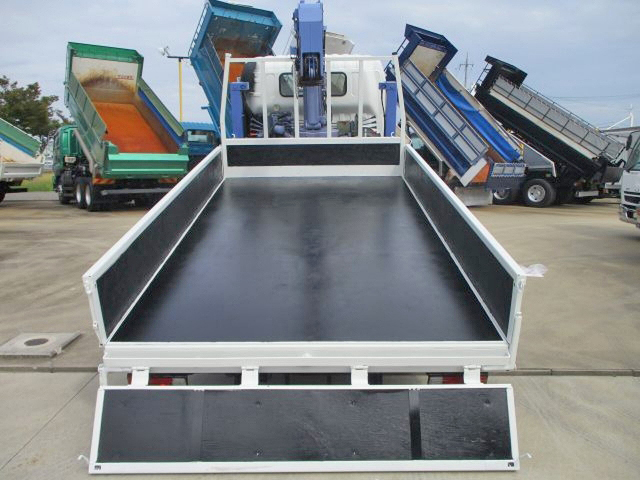 日野デュトロセルフクレーン3段小型（2t・3t）[写真07]