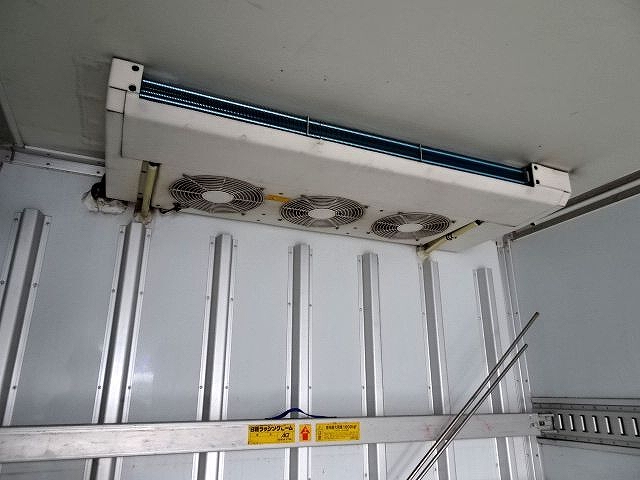 日野レンジャー冷凍車（冷蔵車）中型（4t）[写真11]