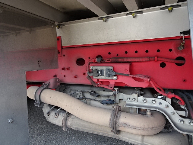 日野レンジャー冷凍車（冷蔵車）中型（4t）[写真14]