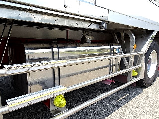 日野レンジャー冷凍車（冷蔵車）中型（4t）[写真15]